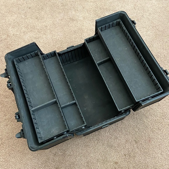 Makeup Case - Picture 3 of 16